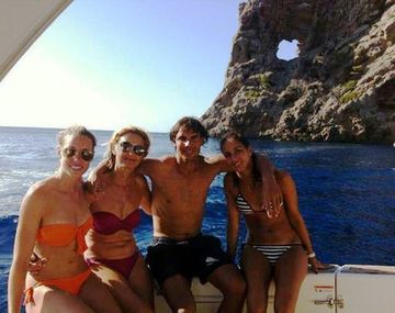 Rafael Nadal se recupera junto a sus tres mujeres