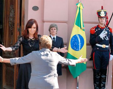 Cristina sobre la destitución de Dilma: Se consumó un golpe