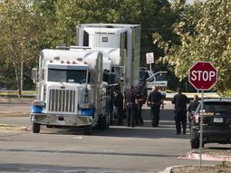 Diez muertos dentro de un camión en Texas