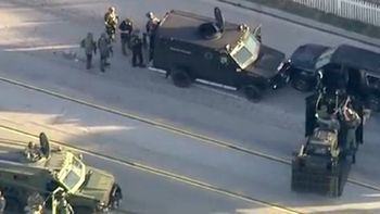 tiroteo en california: al menos 14 muertos, entre ellos dos atacantes tiroteo en california: al menos 14 muertos, entre ellos dos atacantes