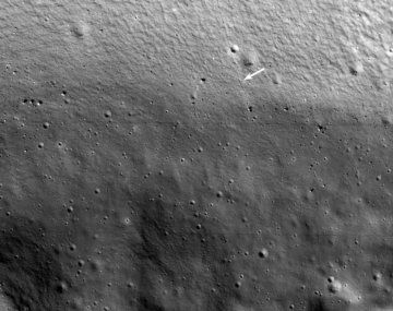 La NASA publicó fotos impresionantes e inéditas del sombrío polo sur de la Luna