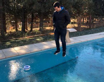 Se congeló el agua de una pileta en Bariloche