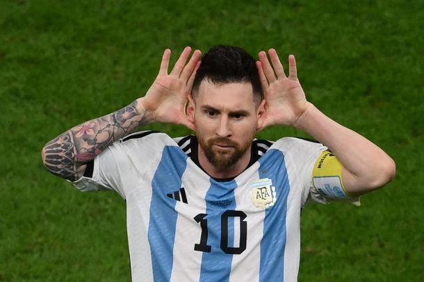 Riquelme sobre el Topo Gigio de Messi y un palo a Van Gaal: Al mejor no lo podés hacer enojar