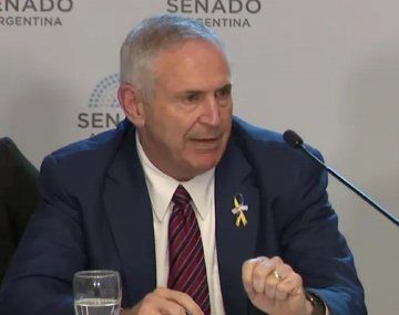 El embajador de Estados Unidos le pidió al Reino Unido abrir el diálogo por Malvinas