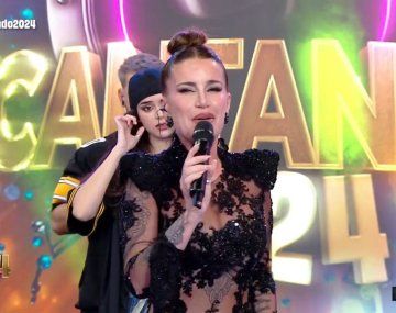 Flor Peña debutó como conductora del Cantando 2024.