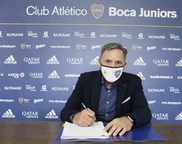 Miguel Russo renovó su contrato con Boca hasta fines de 2021