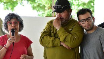 Marcela Acuña junto a Emerenciano y César Sena Marcela Acuña junto a Emerenciano y César Sena