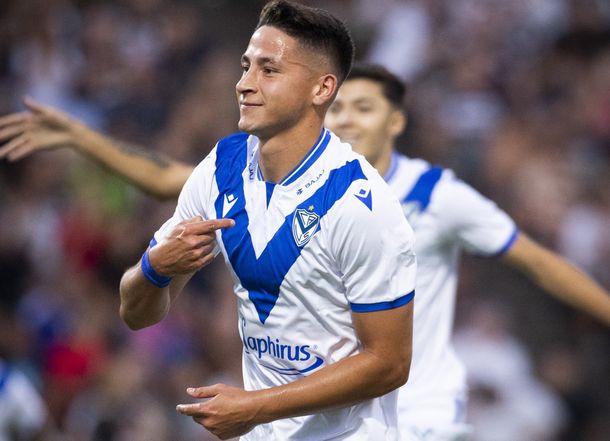 Vélez venció a Platense y sigue puntero e invicto en la Zona A del Torneo Apertura