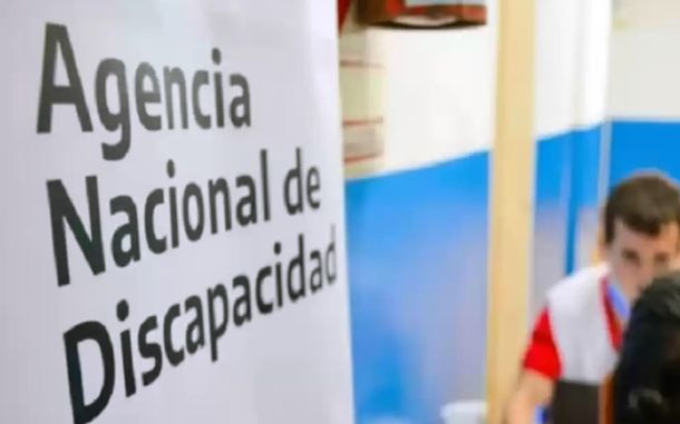 El Gobierno atribuyó a un error el uso de imbécil, idiota y débil mental en una resolución oficial