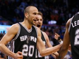 Manu Ginóbili y Kawhi Leonard Manu Ginóbili y Kawhi Leonard