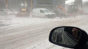 Lunes con alerta por granizo. Lunes con alerta por granizo.
