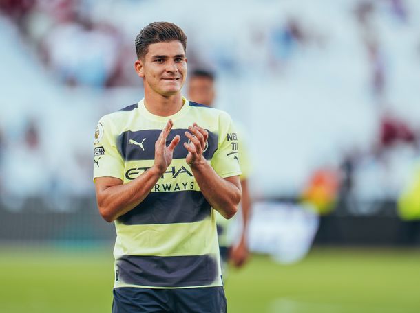 Futbol libre por celular: cómo ver en vivo al Manchester City de Julián Álvarez