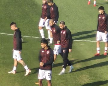 El insólito motivo por el que Benedetto es arquero en Newells vs. Independiente Riv.
