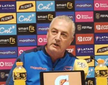 Alfaro tras las quejas por el cambio de horario: Con tal de jugar un Mundial