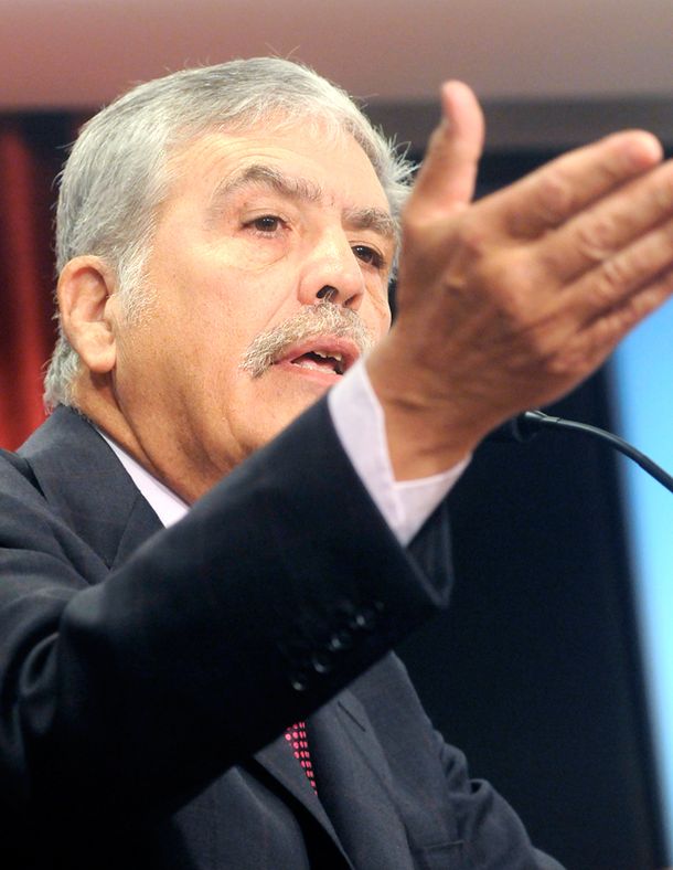 De Vido cuestionó las críticas de Brito a la Presidente