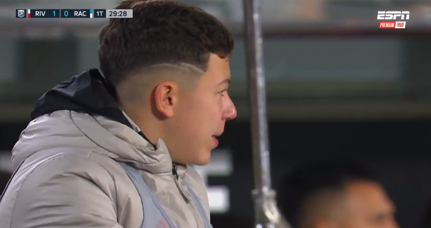 Un fanático más: el festejo de Bastián Demichelis explotó en las redes