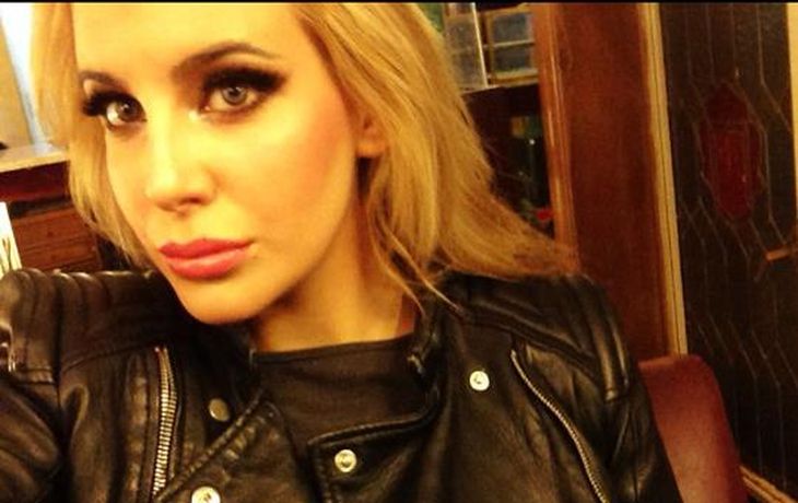 Las primeras imágenes de Charlotte Caniggia post cirugías