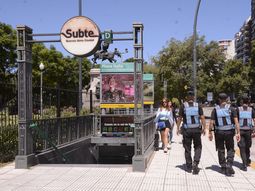 Los colectivos de una línea muy utilizada no pasarán más por Plaza Italia Los colectivos de una línea muy utilizada no pasarán más por Plaza Italia
