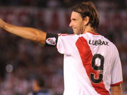 se desarma el campeon: cavenaghi se iria de river se desarma el campeon: cavenaghi se iria de river