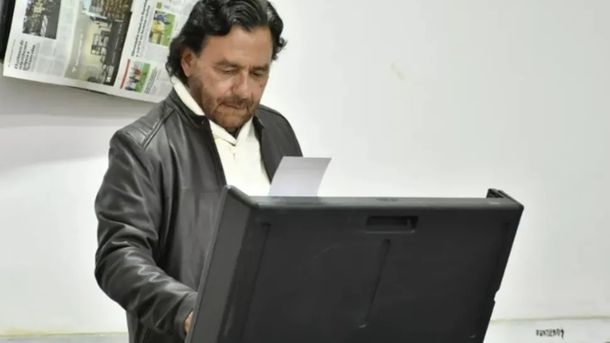 Gustavo Sáenz tras votar en Salta: Nuestra prioridad son los salteños, no los intereses de un partido político