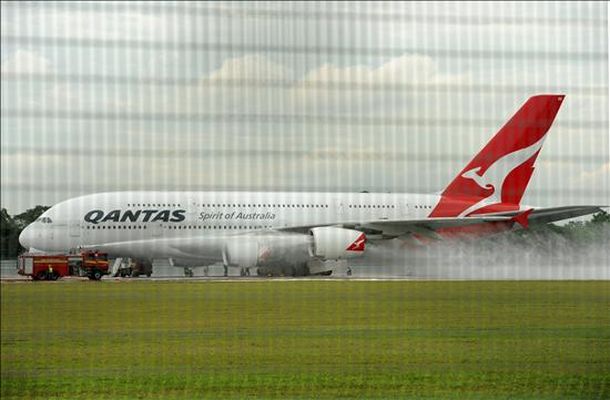Qantas_efe