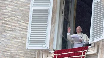 francisco: quien muere no podra llevar sus riquezas consigo, es mejor compartir francisco: quien muere no podra llevar sus riquezas consigo, es mejor compartir