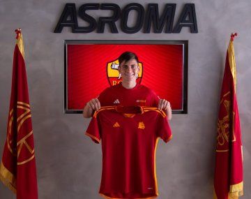 La Roma anunció la contratación de un juvenil argentino de Defensa y Justicia