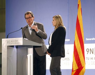 El presidente de la Generalitat, Artur Mas,&nbsp; junto a  la vicepresidenta, Joana Ortega, valoraron la jornada del 9N como un éxito total.