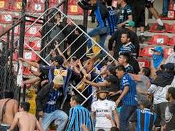 En el 2022 en el estadio Corregidora se registra una batalla campal durante un partido de la Primera división de México. En el 2022 en el estadio Corregidora se registra una batalla campal durante un partido de la Primera división de México.