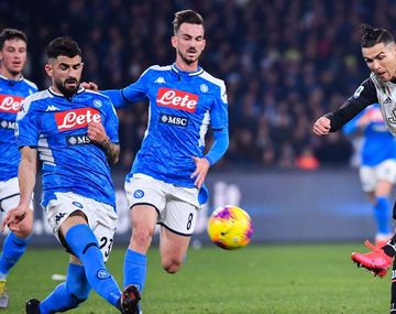 Juventus se aisló por un caso de coronavirus y Napoli fue sancionado por no presentarse