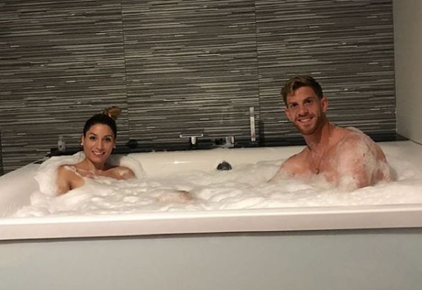Tras la polémica por su foto en un jacuzzi, Ansaldi subió un nuevo video