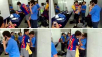 bullying en la escuela: un chico golpeo a un companero y pidio que lo grabaran bullying en la escuela: un chico golpeo a un companero y pidio que lo grabaran