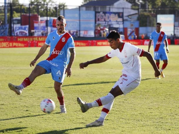 Arsenal y Huracán chocan en el sur por la Liga Profesional de Fútbol.&nbsp;