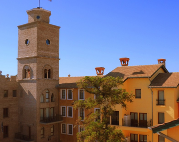 El pueblo rural que sorprende por su pinta italiana