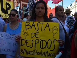 efecto ajuste: cuatro de cada diez trabajadores teme perder su empleo efecto ajuste: cuatro de cada diez trabajadores teme perder su empleo