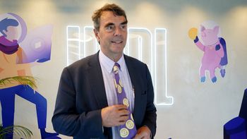 Tim Draper, el gurú de Silicon Valley, sostuvo que Uruguay haría bien en aprobar una ley cripto. Tim Draper, el gurú de Silicon Valley, sostuvo que Uruguay haría bien en aprobar una ley cripto.