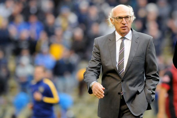 Bianchi: A Riquelme y Gago los saqué pensando en San Lorenzo