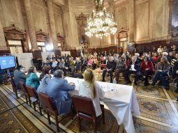 Cristina reunió a los bloques del Senado y Diputados del FdT