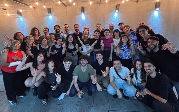 Itaí Hagman dio clases en la universidad. Itaí Hagman dio clases en la universidad.