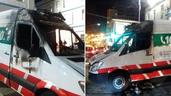 La ambulancia estaba cerrada y sin ocupantes La ambulancia estaba cerrada y sin ocupantes