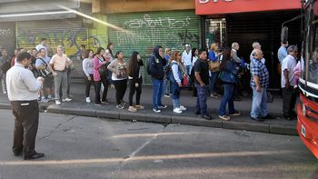 Viajar el 6 de abril en transporte público será imposible Viajar el 6 de abril en transporte público será imposible