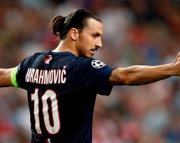 El sueco Zlatan Ibrahimovic confirmó que jugará en el Manchester United