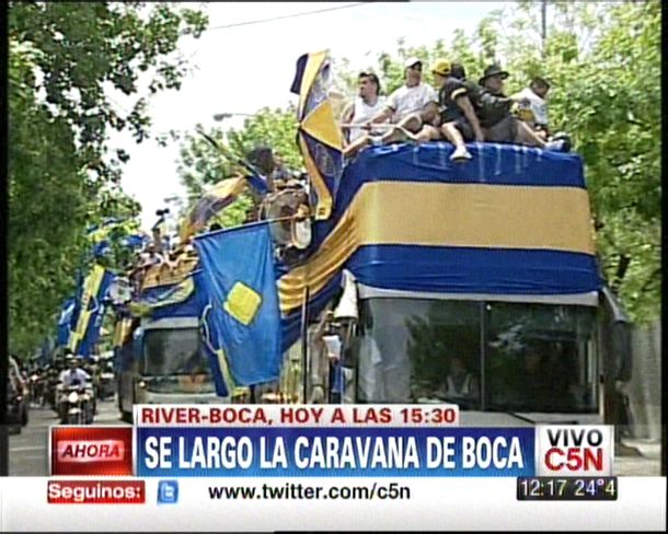 Arrancó la caravana de los hinchas de Boca rumbo al Monumental