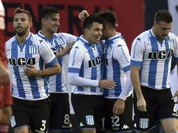 Racing podría perder a una de sus figuras Racing podría perder a una de sus figuras