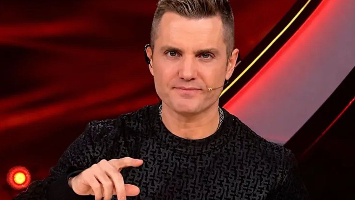 Gran Hermano: Santiago del Moro anuncia salidas de visitas y salvación de nominados