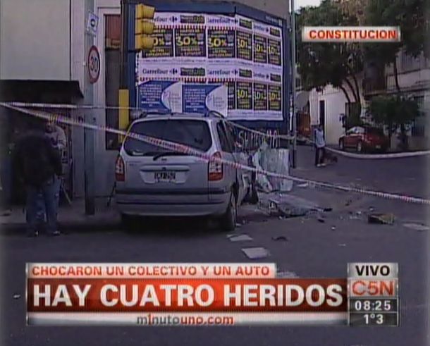 Triple choque en Constitución deja cuatro heridos