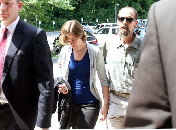 Acusan a una mujer de envenenar a su hijo para poder contar su historia en un blog