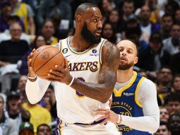 Paliza de los Lakers a Golden State para adelantarse en la serie
