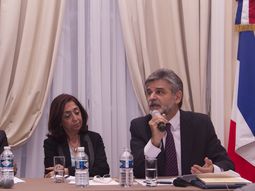 usaremos la legislacion para que no se lleven la riqueza de las malvinas usaremos la legislacion para que no se lleven la riqueza de las malvinas