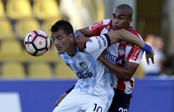 Leandro González ante Junior en Cartagena